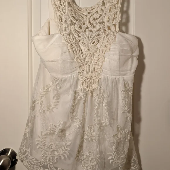 Boston Proper Crocheted Lace Tank Top - Picture 2 of 7